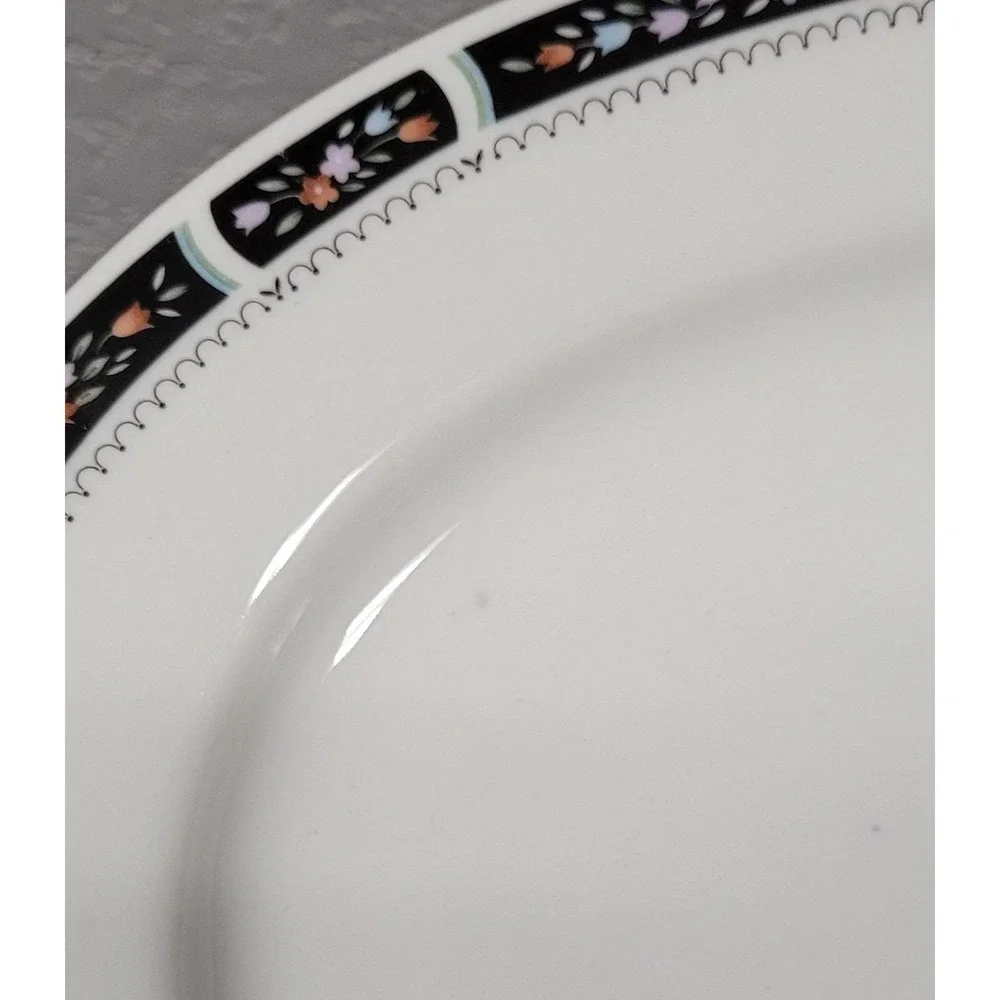 Silverie fine china